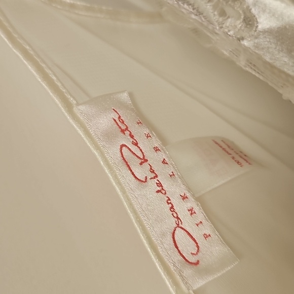 Oscar De La Renta - Picture 8 of 12